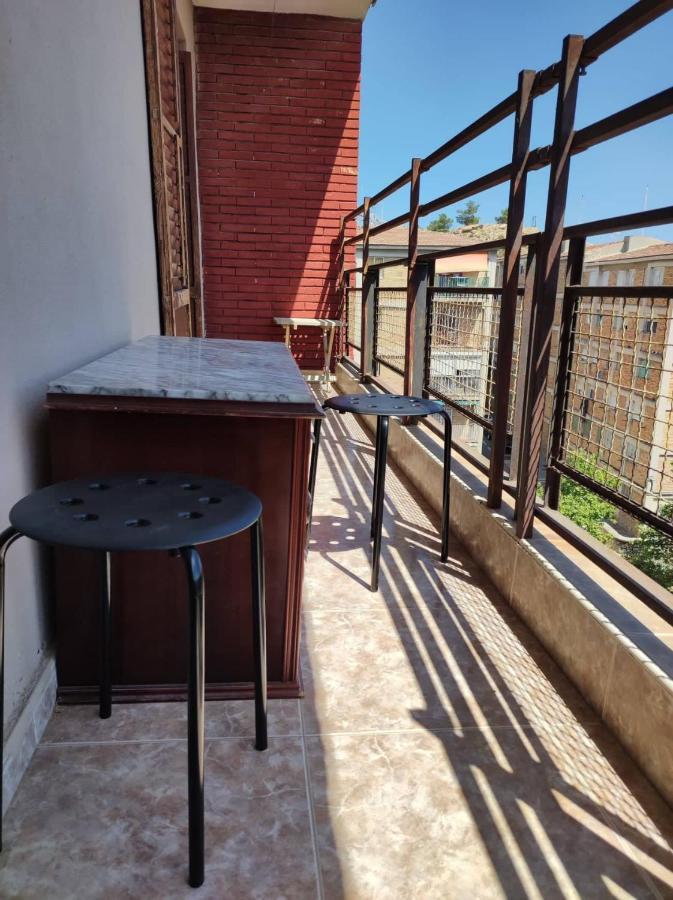 La Habitacion Del Piso Room In The Apartment Alicante Extérieur photo